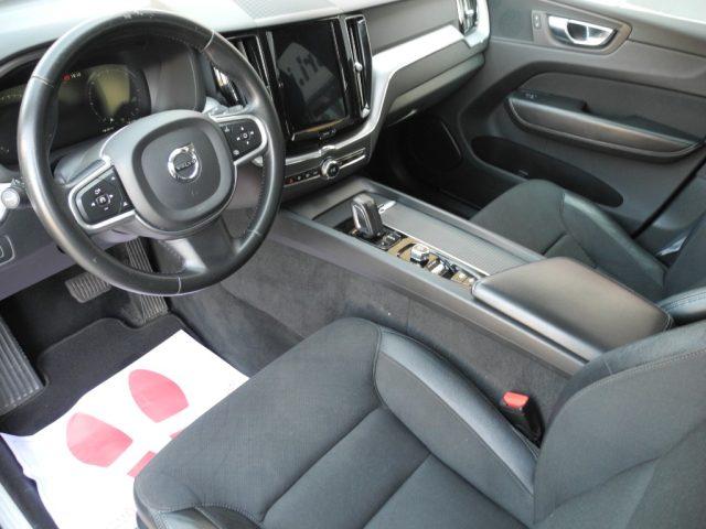 VOLVO XC60 2.0 D AWD Geartronic Business Plus Hybrid autom.