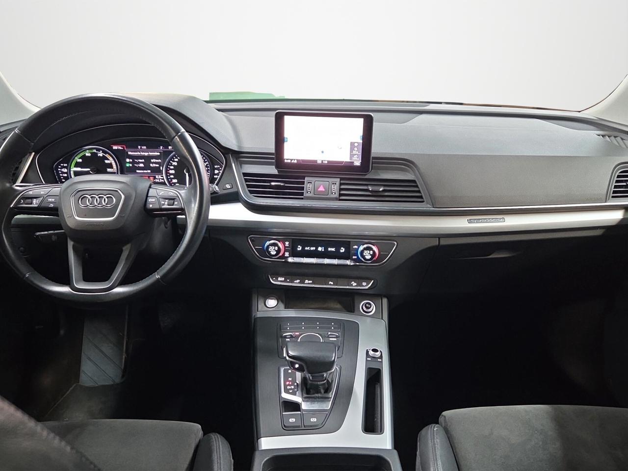 Audi Q5 55 TFSI e quattro S tronic line