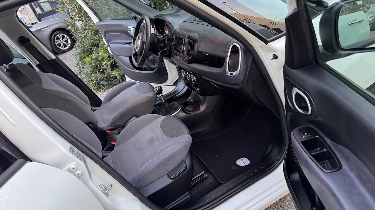 Fiat 500L Living 1.6 Multijet 120 CV Lounge ok neo patentati