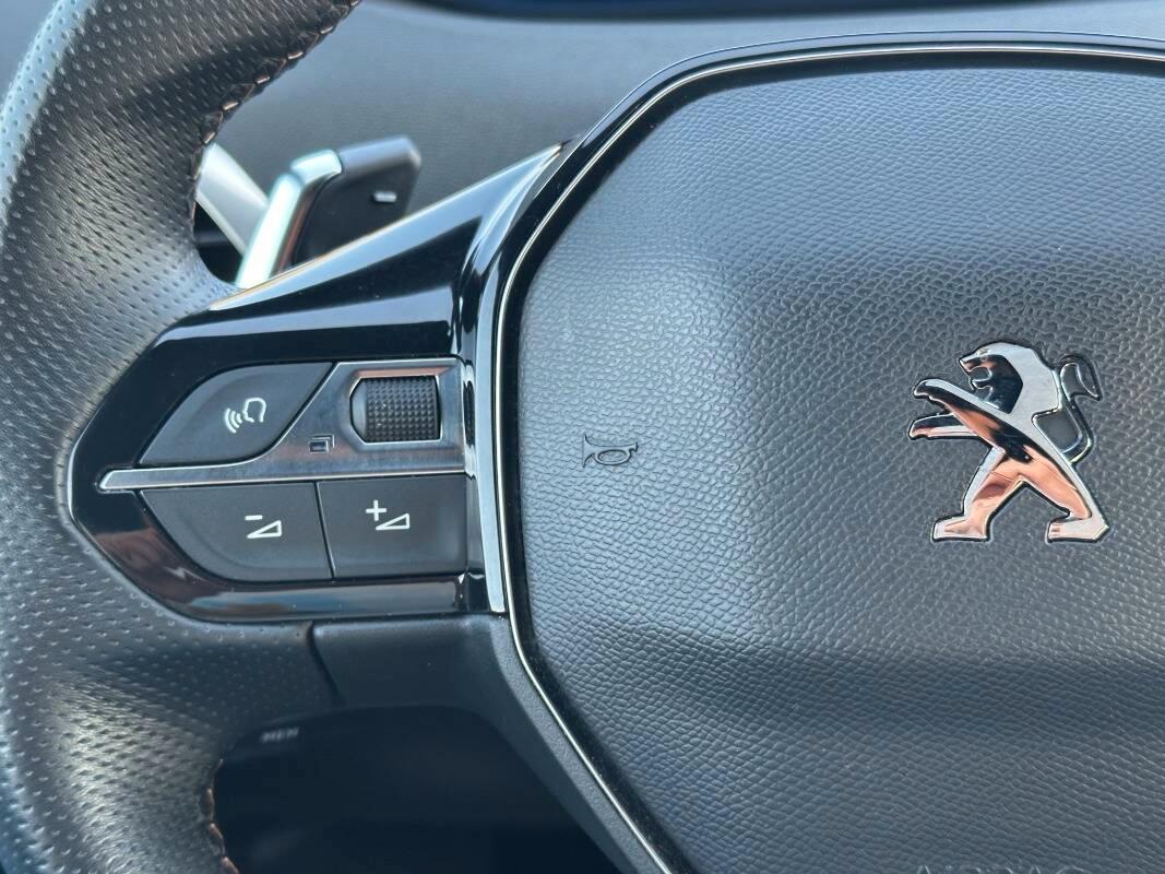 Peugeot 3008 II 1.6 hybrid4 phev GT Pack 300cv AUTOM E TELECAM