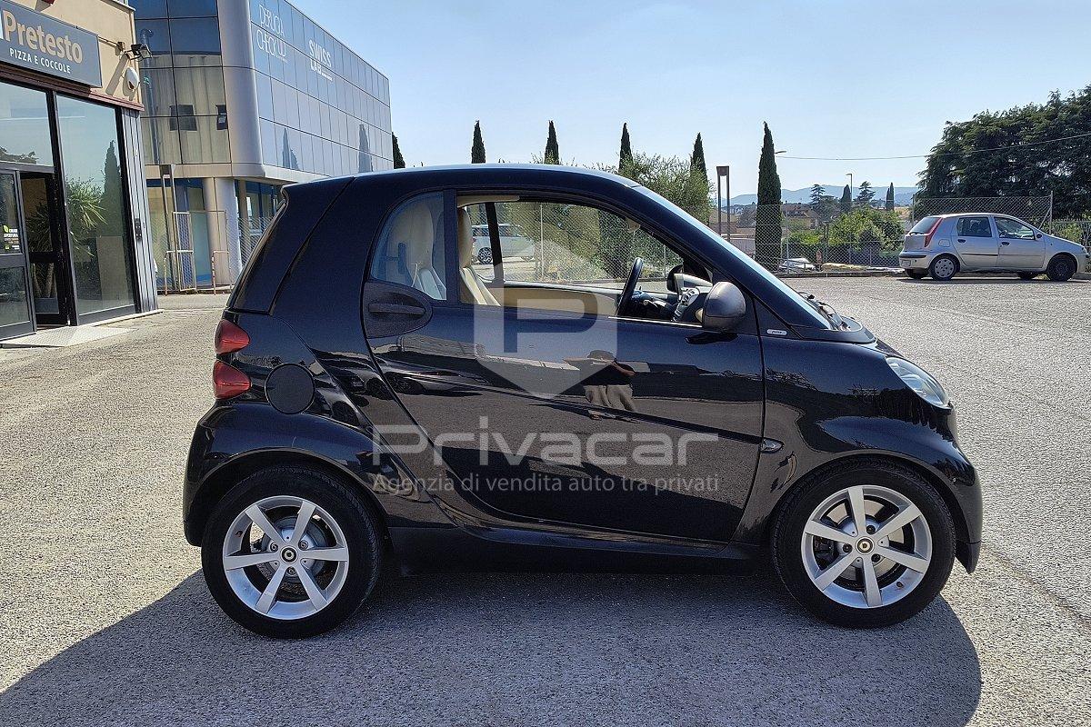 SMART fortwo 1000 62 kW coupé passion