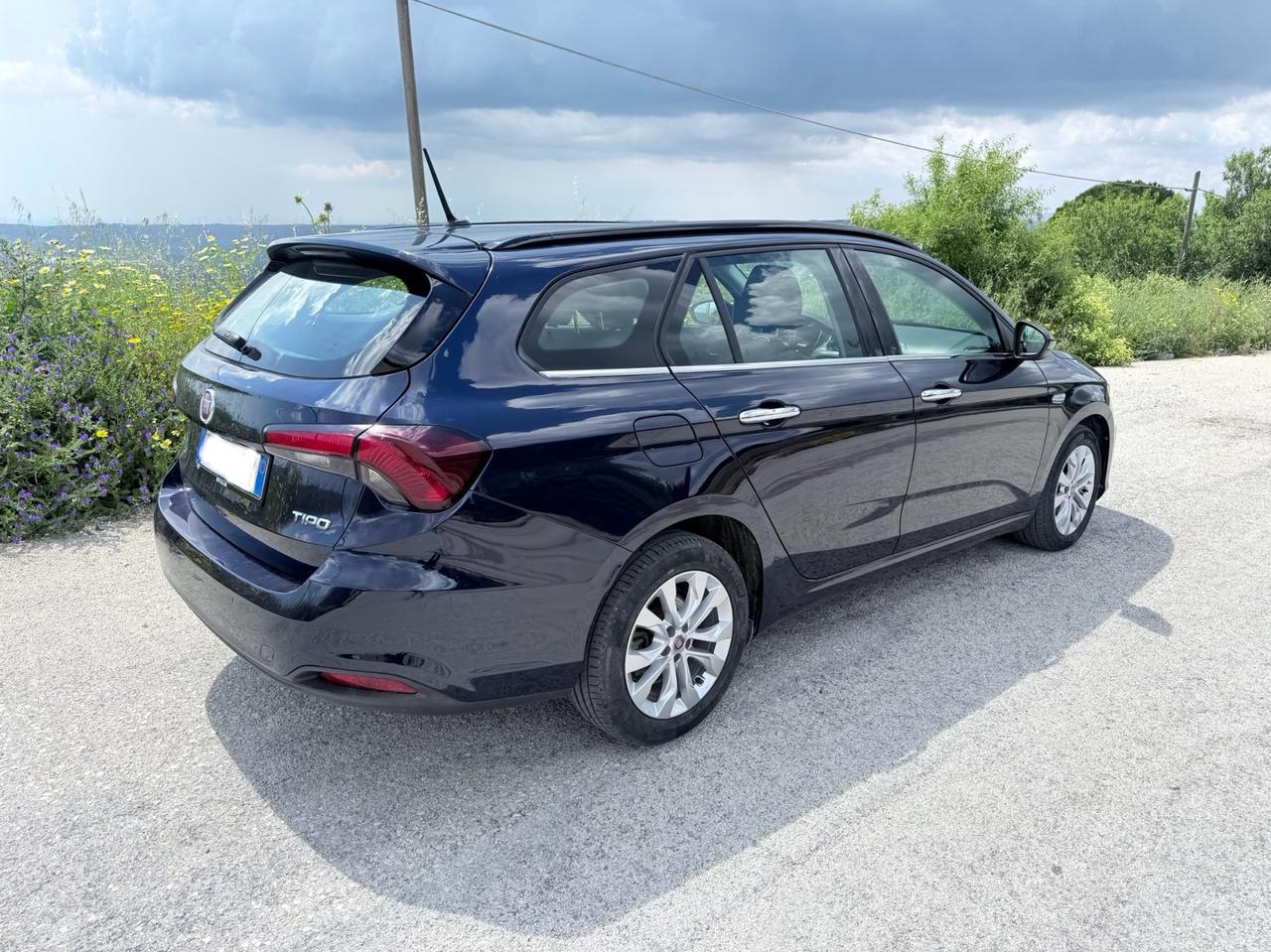 Fiat Tipo 1.6 Mjt S&S SW Lounge