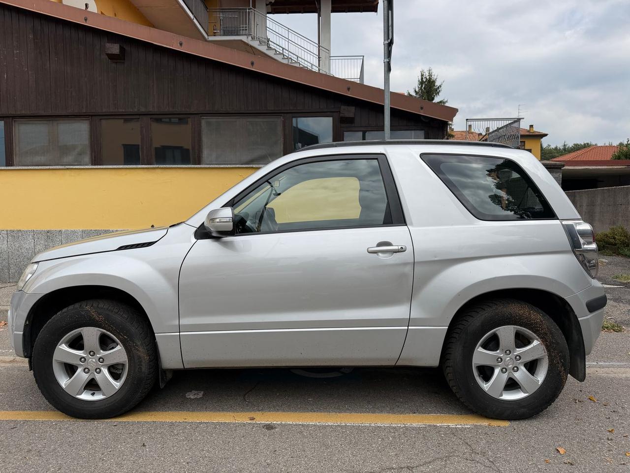 Suzuki Grand Vitara 1.6 EVULUTION #12020