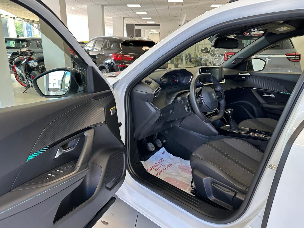 Peugeot 2008 PureTech 130 S&S Allure Pack - 2022