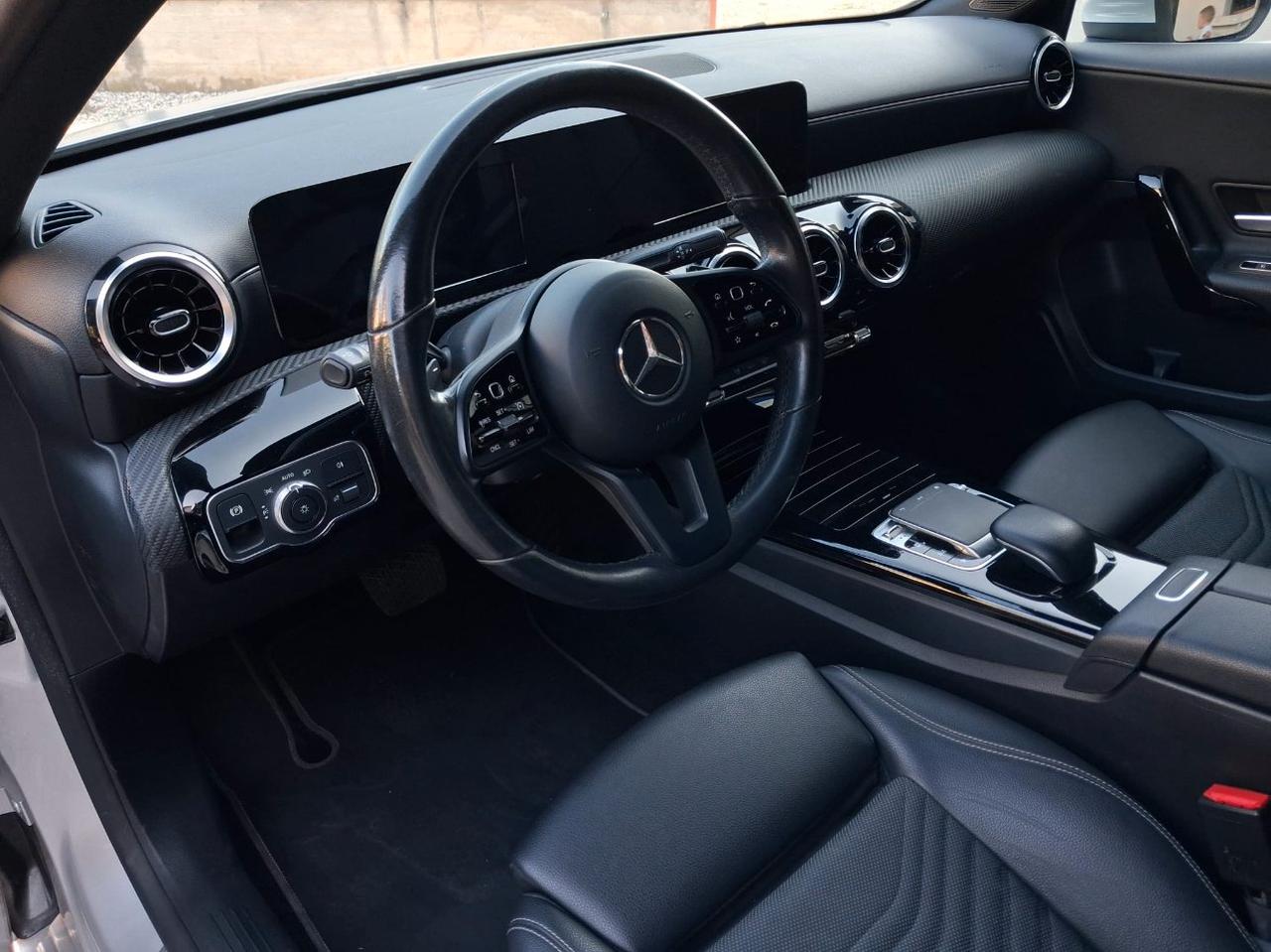 Mercedes A 180 D Business Extra 7G-DCT