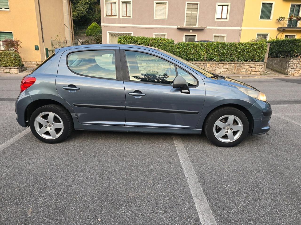 PEUGEOT 207 1.4 "OK PER NEOPATENTATI"