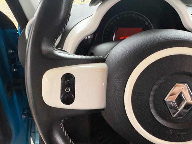 RENAULT Twingo SCe Lovely POCHI CHILOMETRI NAVIGATORE