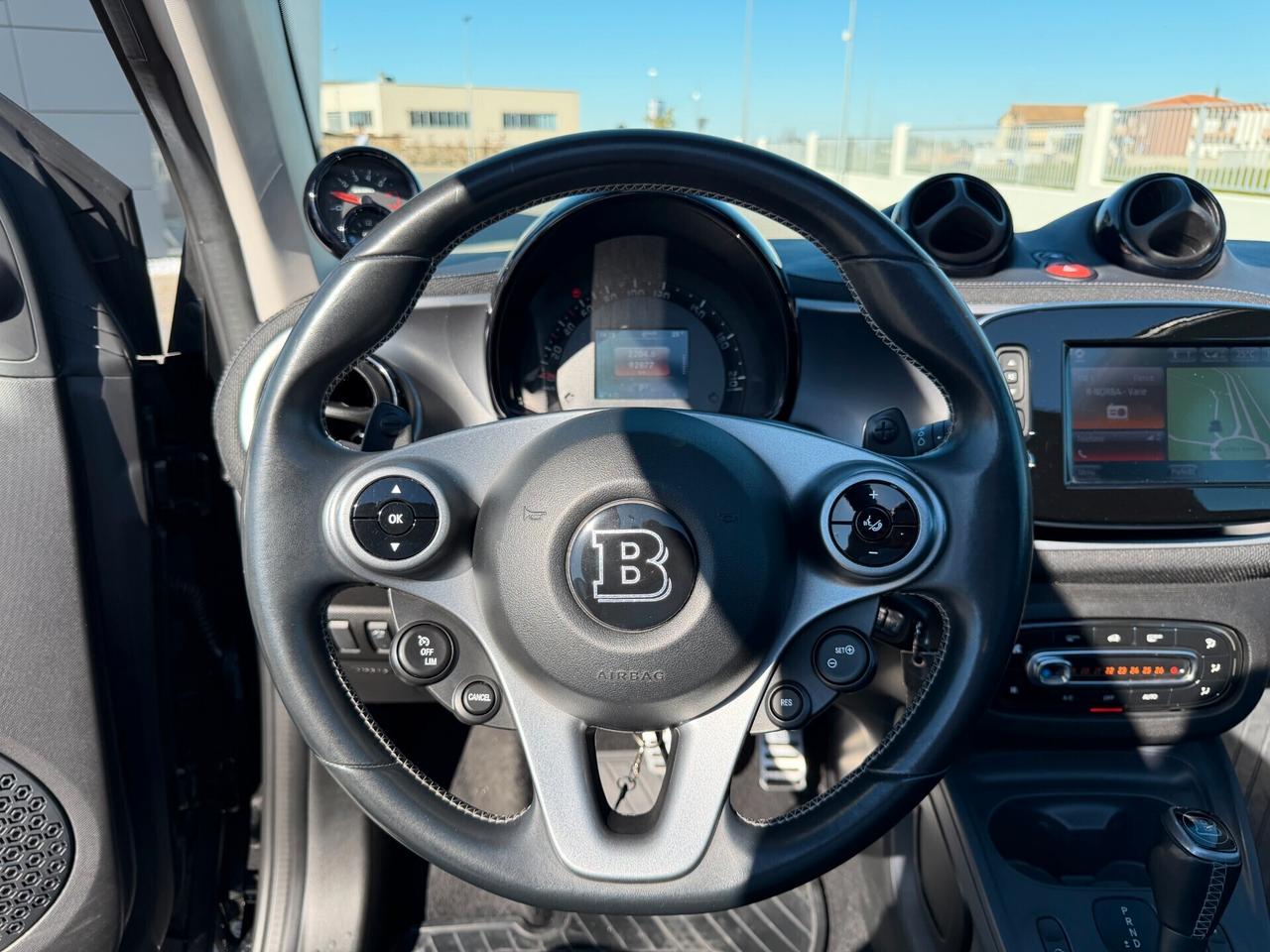 Smart ForTwo BRABUS 0.9 Turbo twinamic cabrio Xclusive