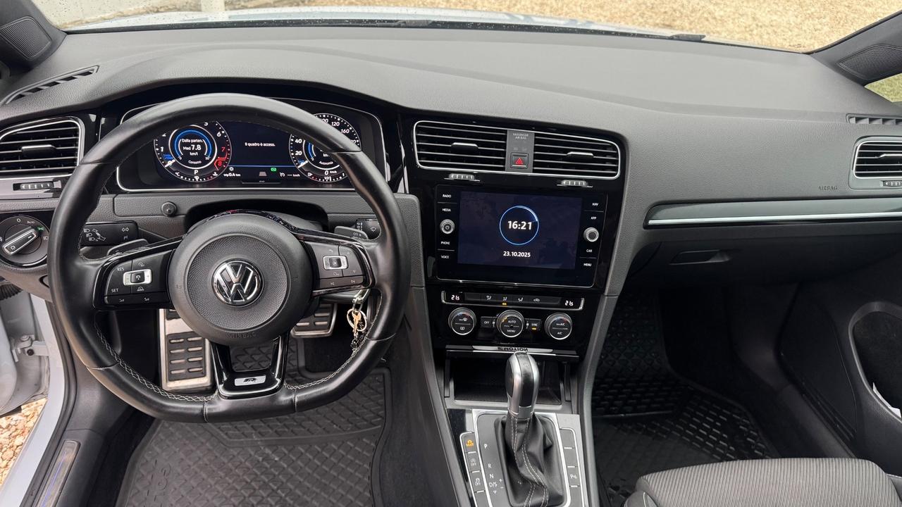 Volkswagen Golf R 2.0 TSI DSG 4MOTION