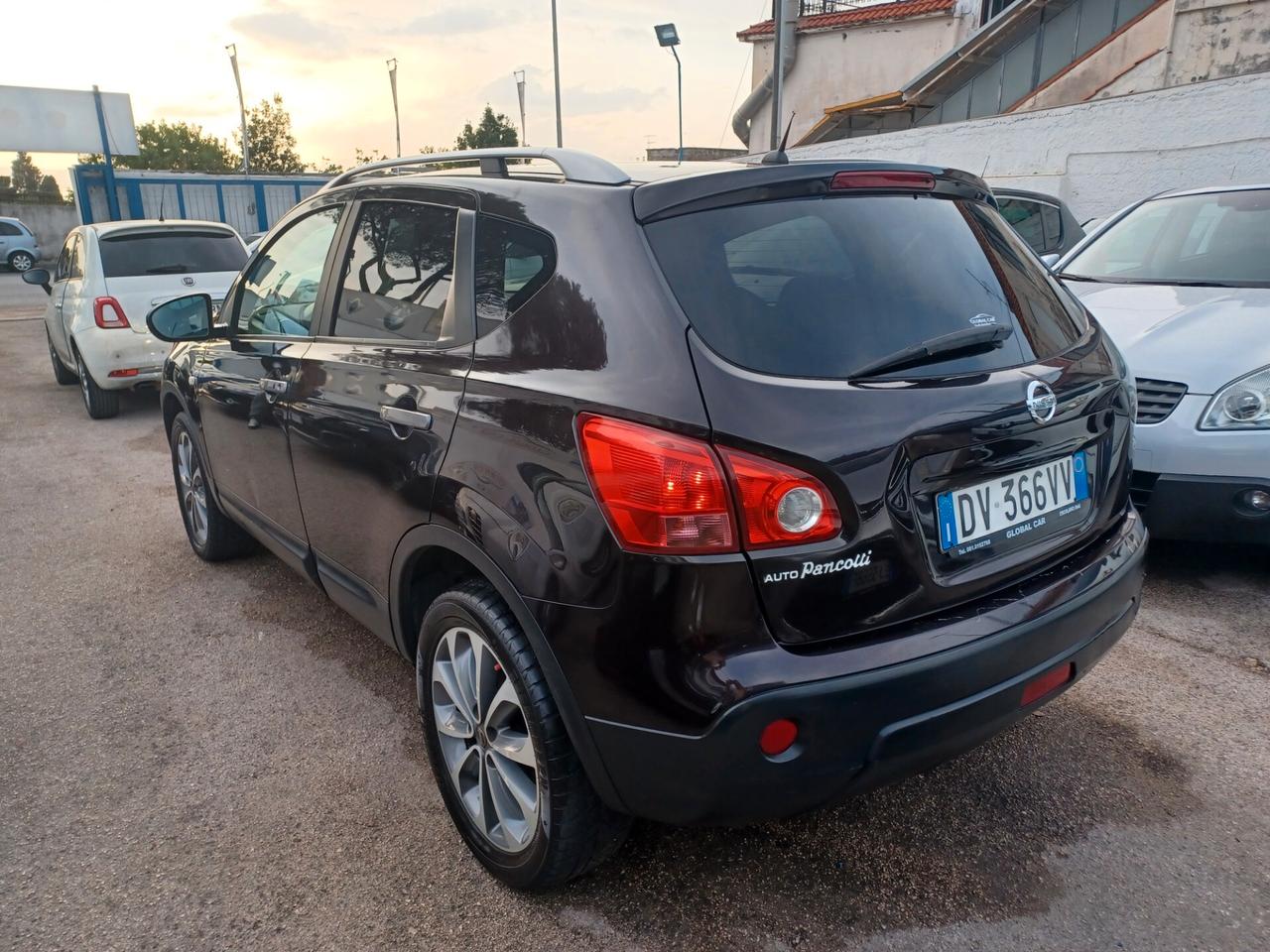 Nissan Qashqai 2.0 dCi n-tec AUTOMATICA 4X4