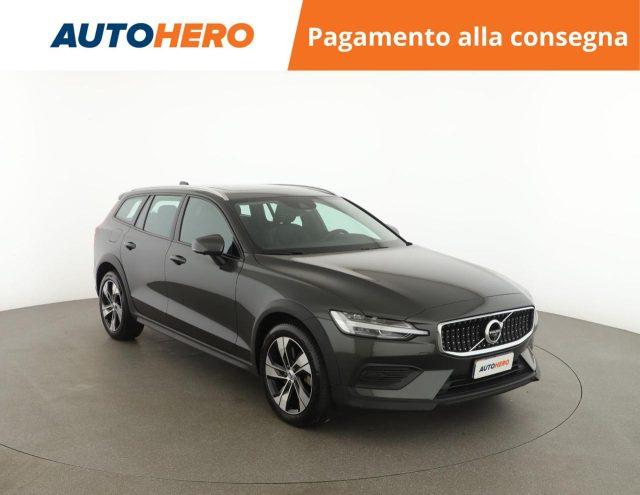 VOLVO V60 Cross Country B5 AWD Geartronic Business Pro