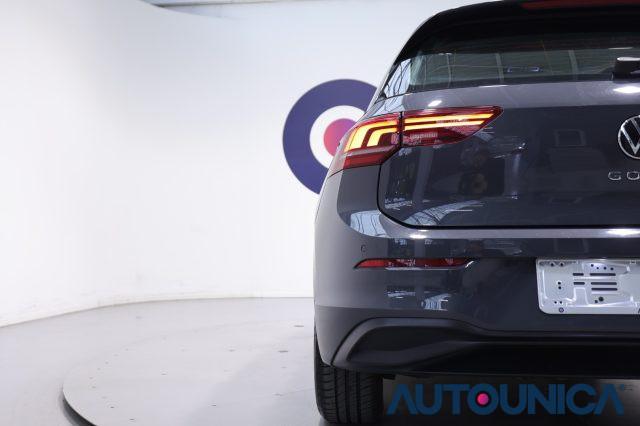VOLKSWAGEN Golf 2.0 TDI 115 CV SCR LIFE FARI LED