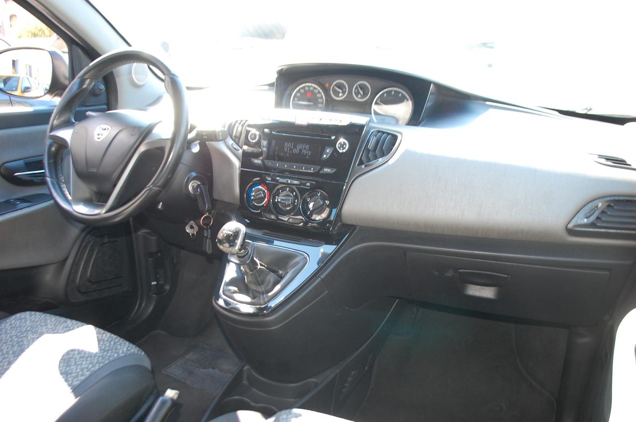 Lancia Ypsilon 1.2 gpl 69CV Ecochic Uff. Italy