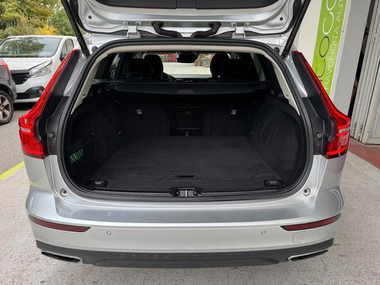 Volvo V60 CC 2.0b4 AWD GEARTRONIC GARANZIA 24 MESI