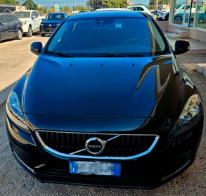 Volvo V40 D4 Momentum