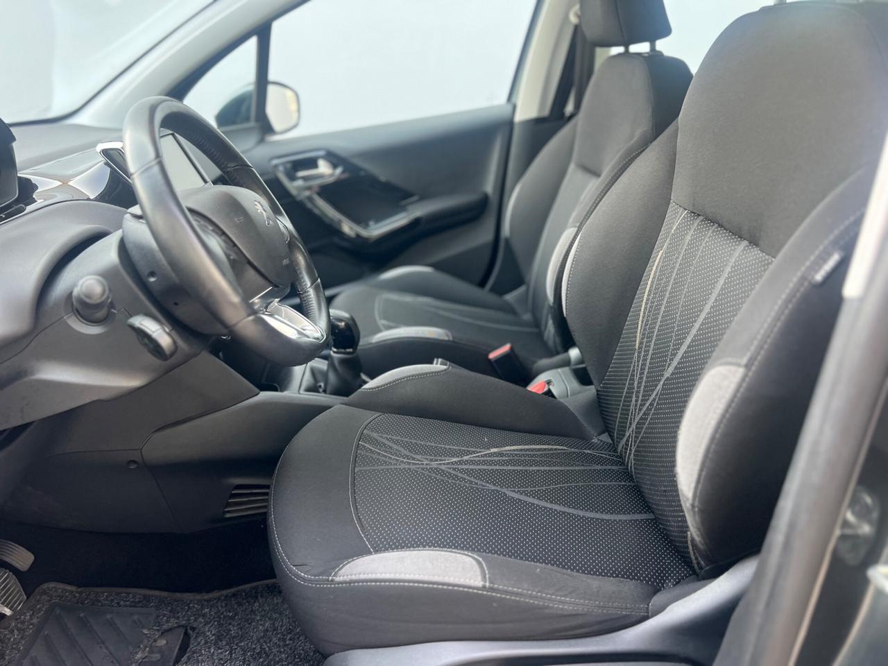Peugeot 208 PEUGEOT 208 1.2 BENZ PER NEOP - GARANZIA 12 MESI
