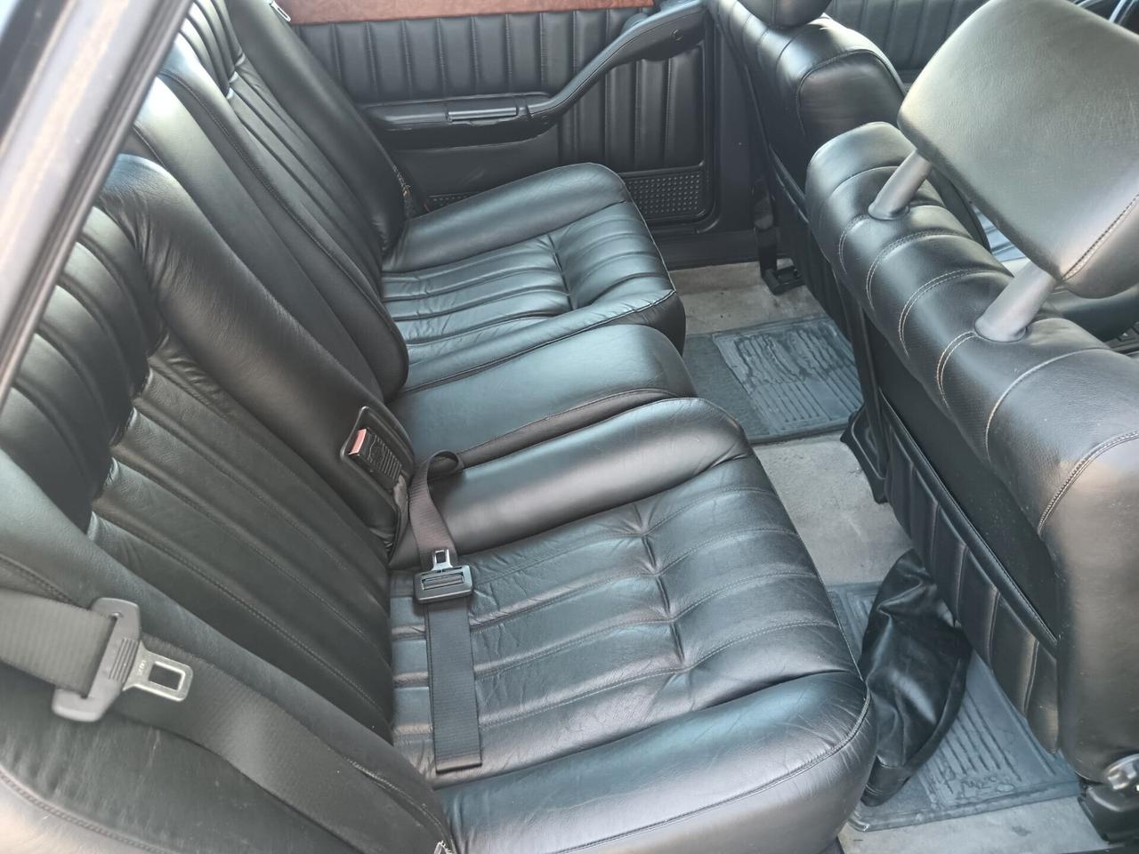 Lancia Thema 8.32 cat