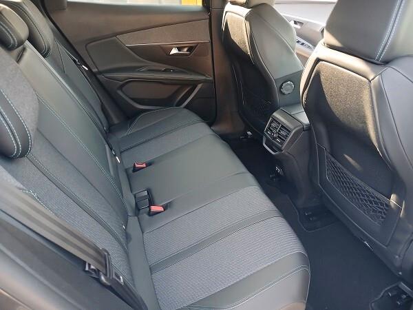 PEUGEOT 3008 1.5 BlueHDI 130CV EAT8 ALLURE PACK S&S
