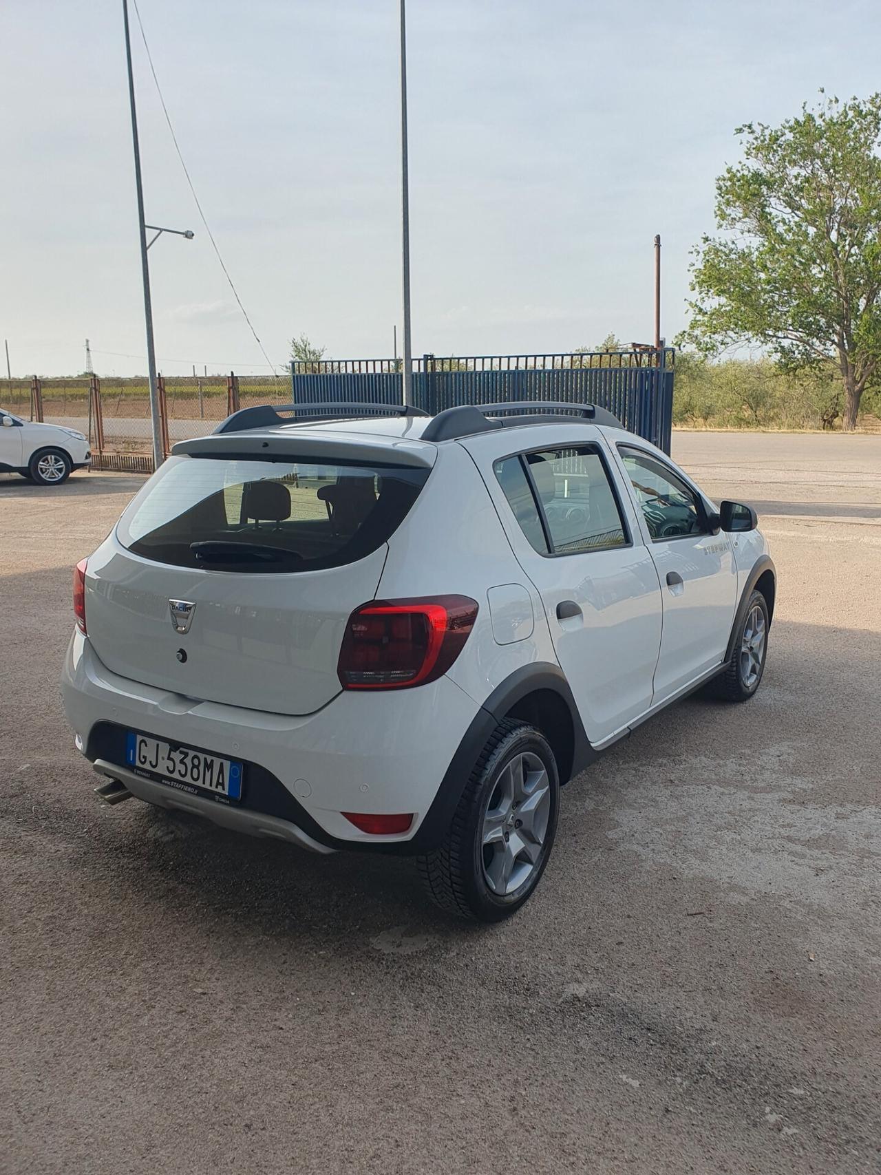 Dacia Sandero Stepway 1.5 Blue dCi 95 CV Access - USATA