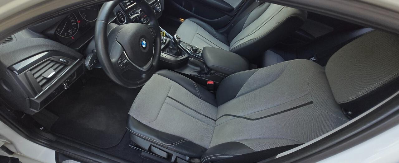 Bmw 118 118d 5p. Urban