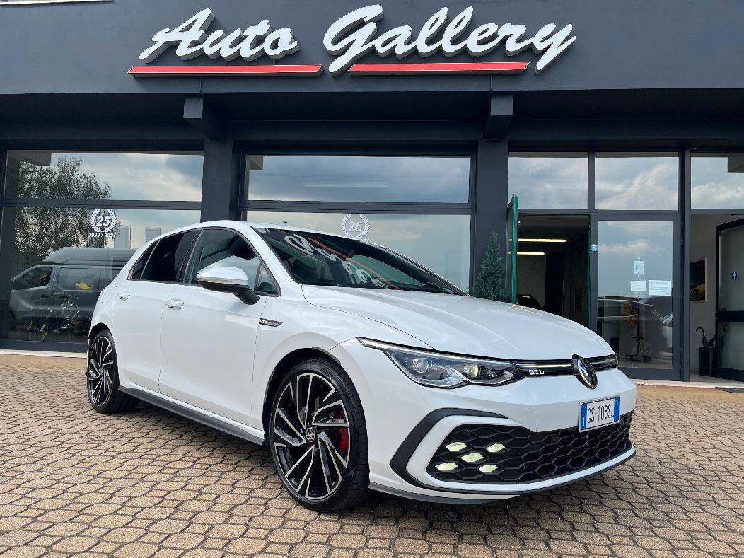 Volkswagen Golf 2.0 TDI DSG GTD