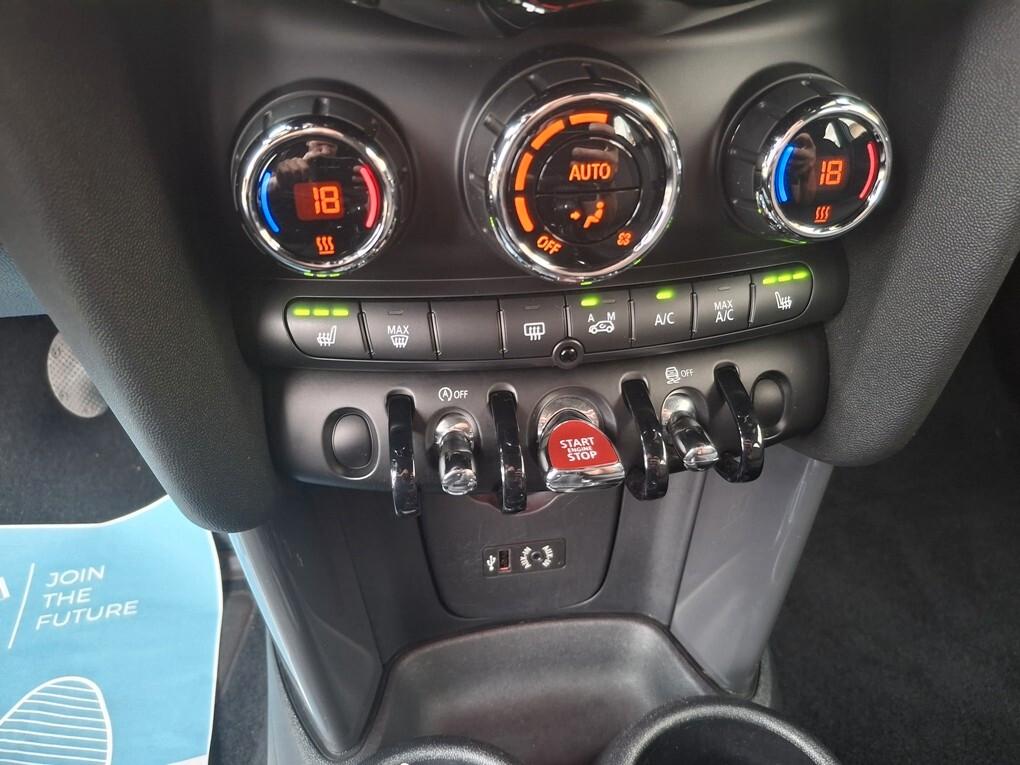 Mini Cooper D 5 porte