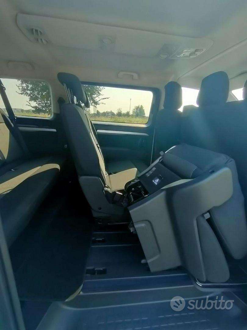 PEUGEOT Traveller BlueHDi Expert 180 S&S EAT8 Lo