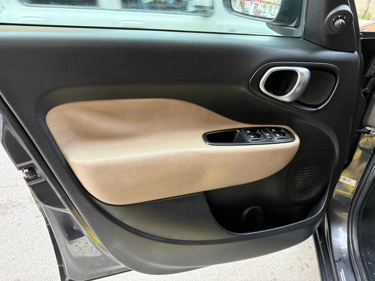 Fiat 500L 0.9 Natural Power Panoramic Edition