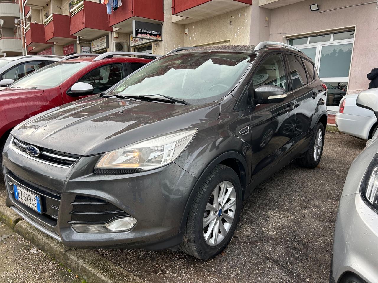 Ford Kuga 2.0 TDCI 120 CV S&S 2WD Titanium autocarro