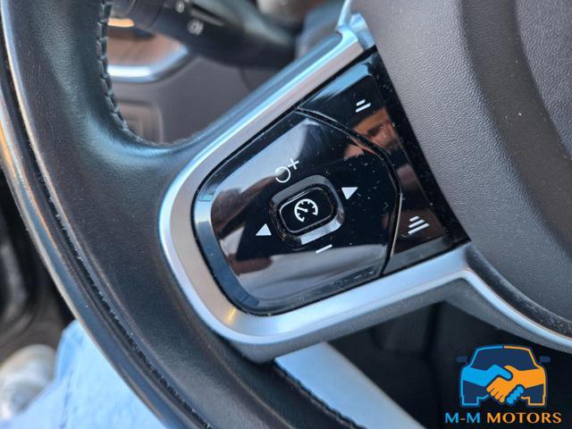 VOLVO XC60 T6 Recharge Plug-in Hybrid AWD Inscription Express