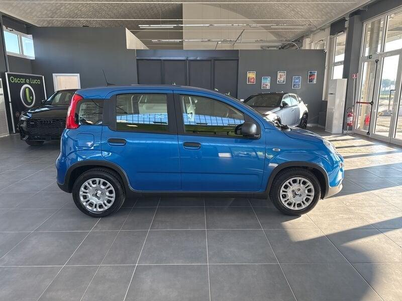 FIAT Panda 1.0 hybrid 70cv