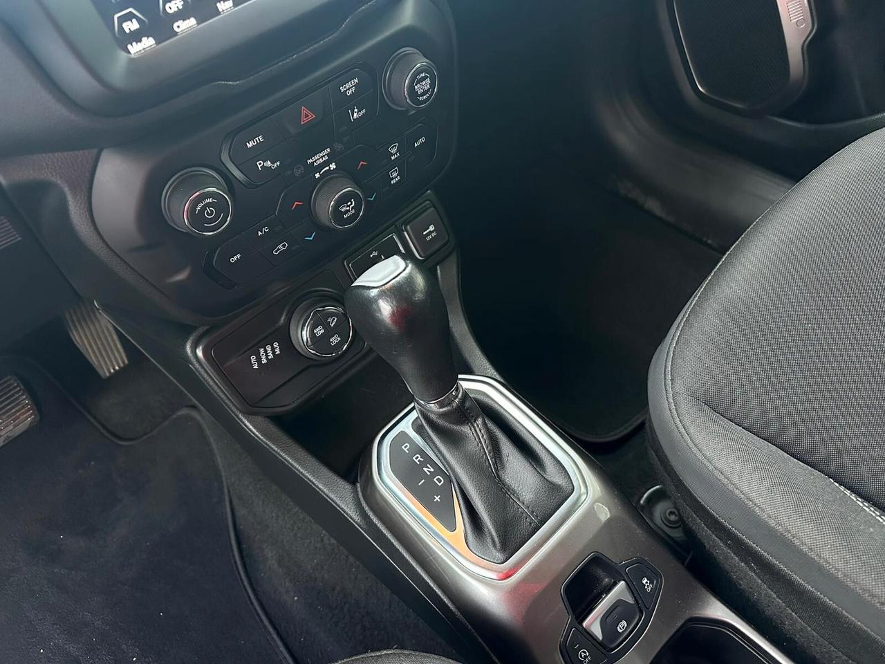 Jeep Renegade 2.0 Mjt 140CV 4WD Limited - Cambio automatico