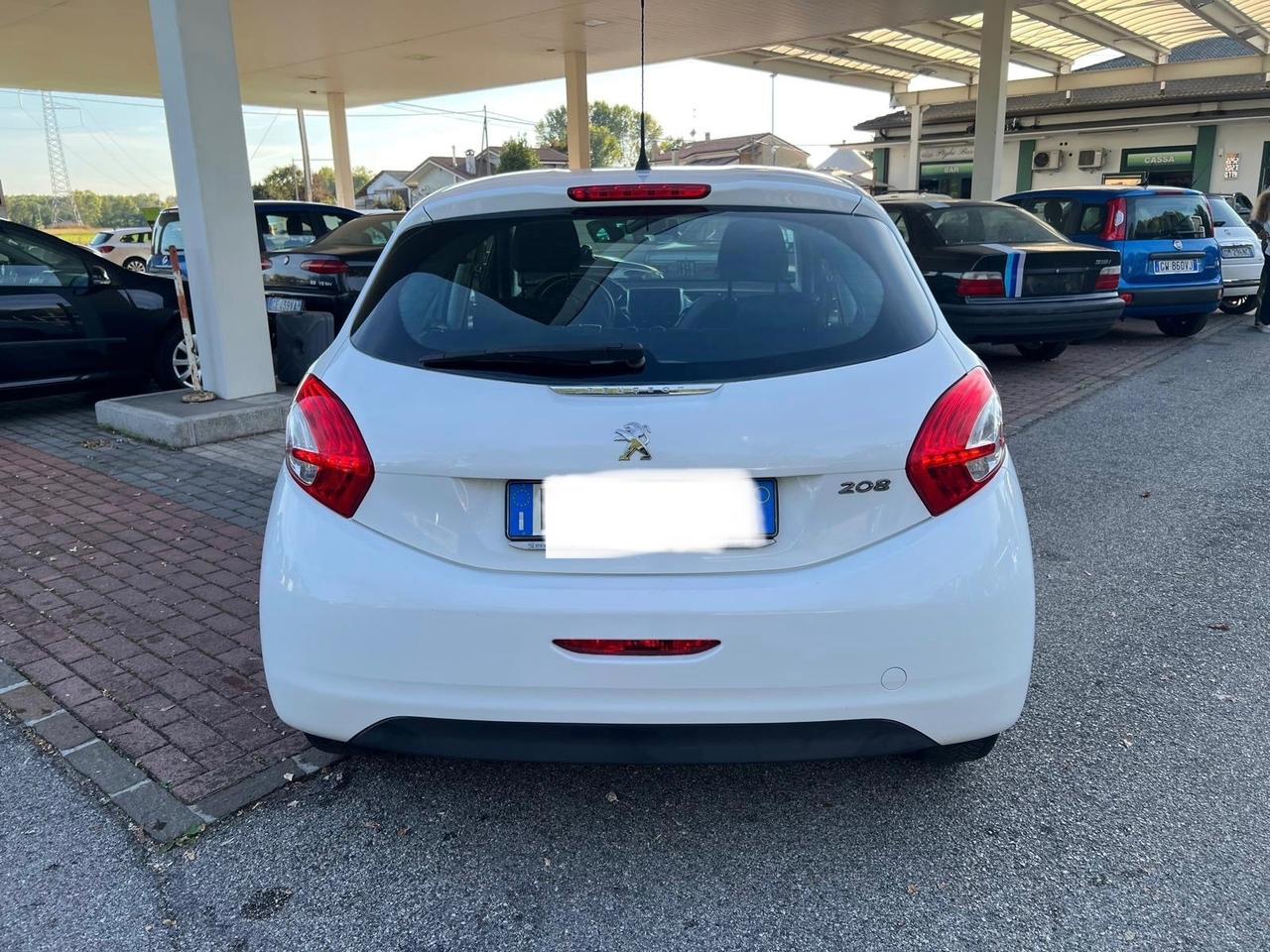 Peugeot 208 1.4 HDI 68 CV 5P MIX 122000km