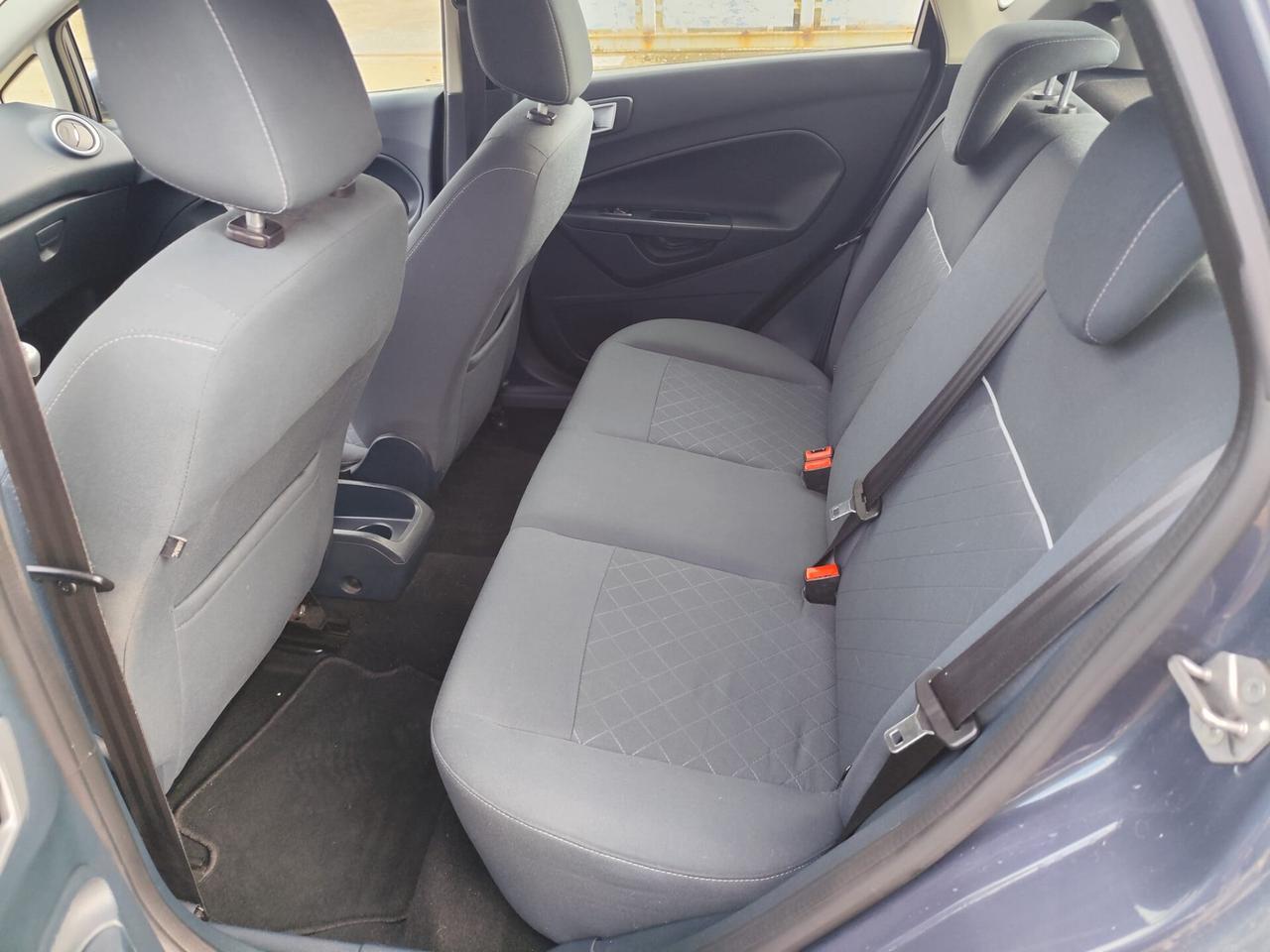 Ford Fiesta Ikon 1.4 TDCi 70CV 5 porte