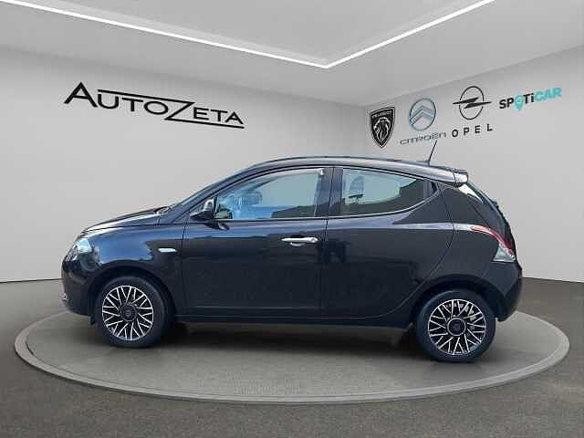 Lancia Ypsilon 1.0 FireFly 5 porte S&S Hybrid Ecochic Gold