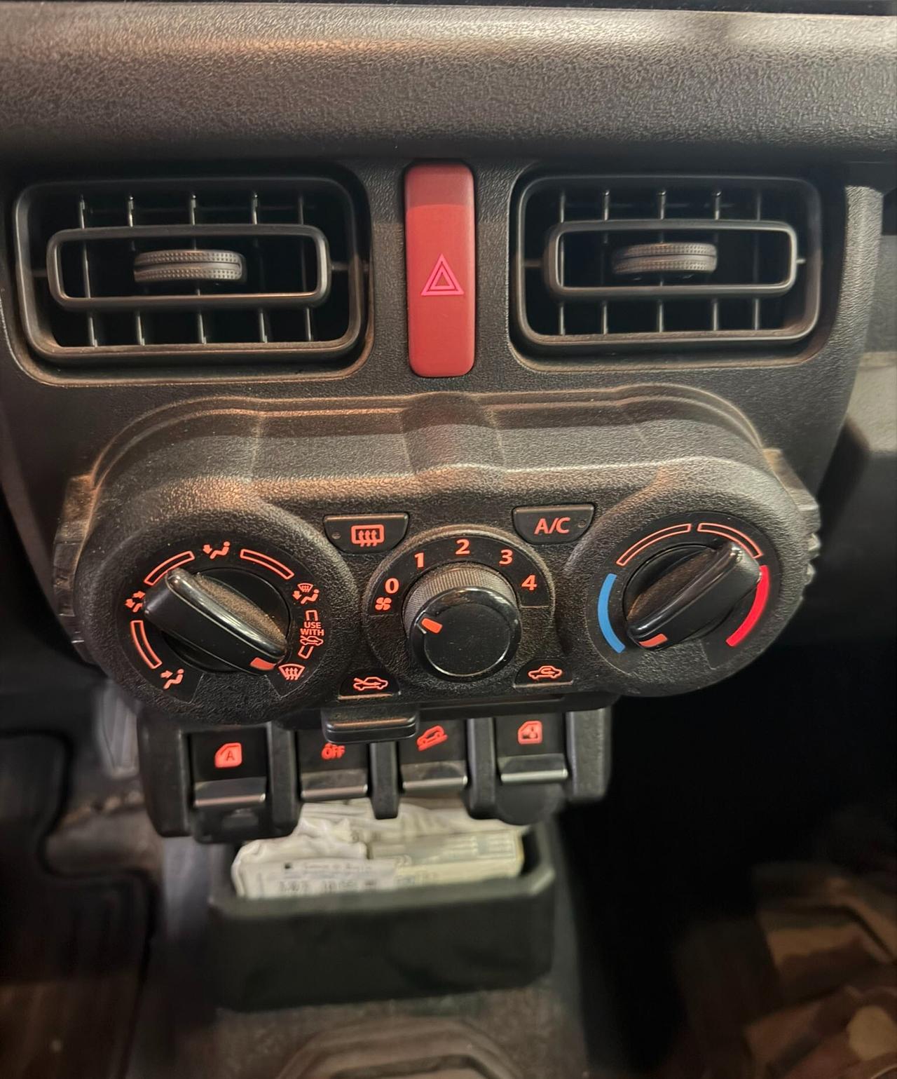 Suzuki Jimny 1.5 5MT PRO (N1)