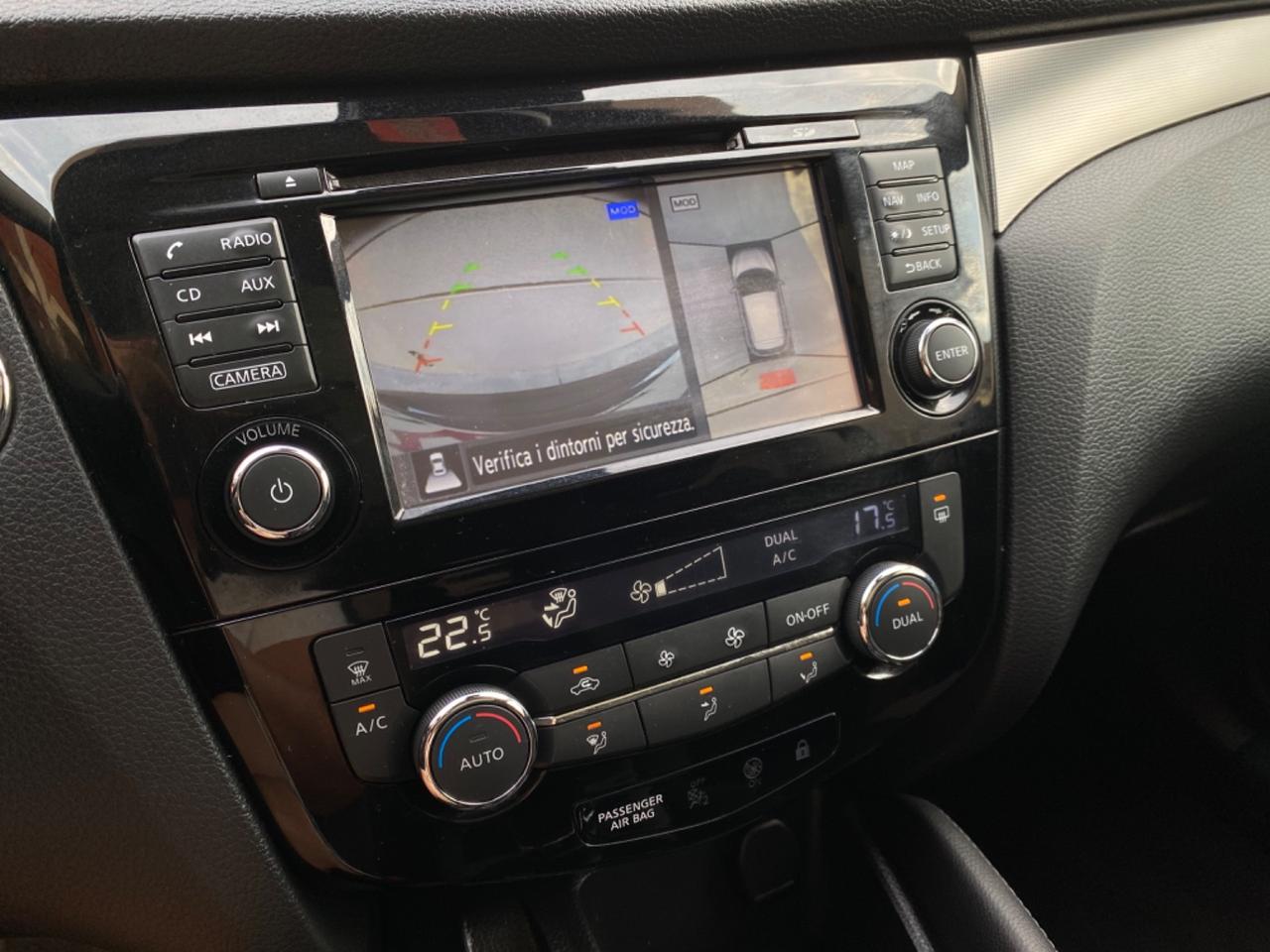 Nissan Qashqai 1.5 Diesel tetto panoramico