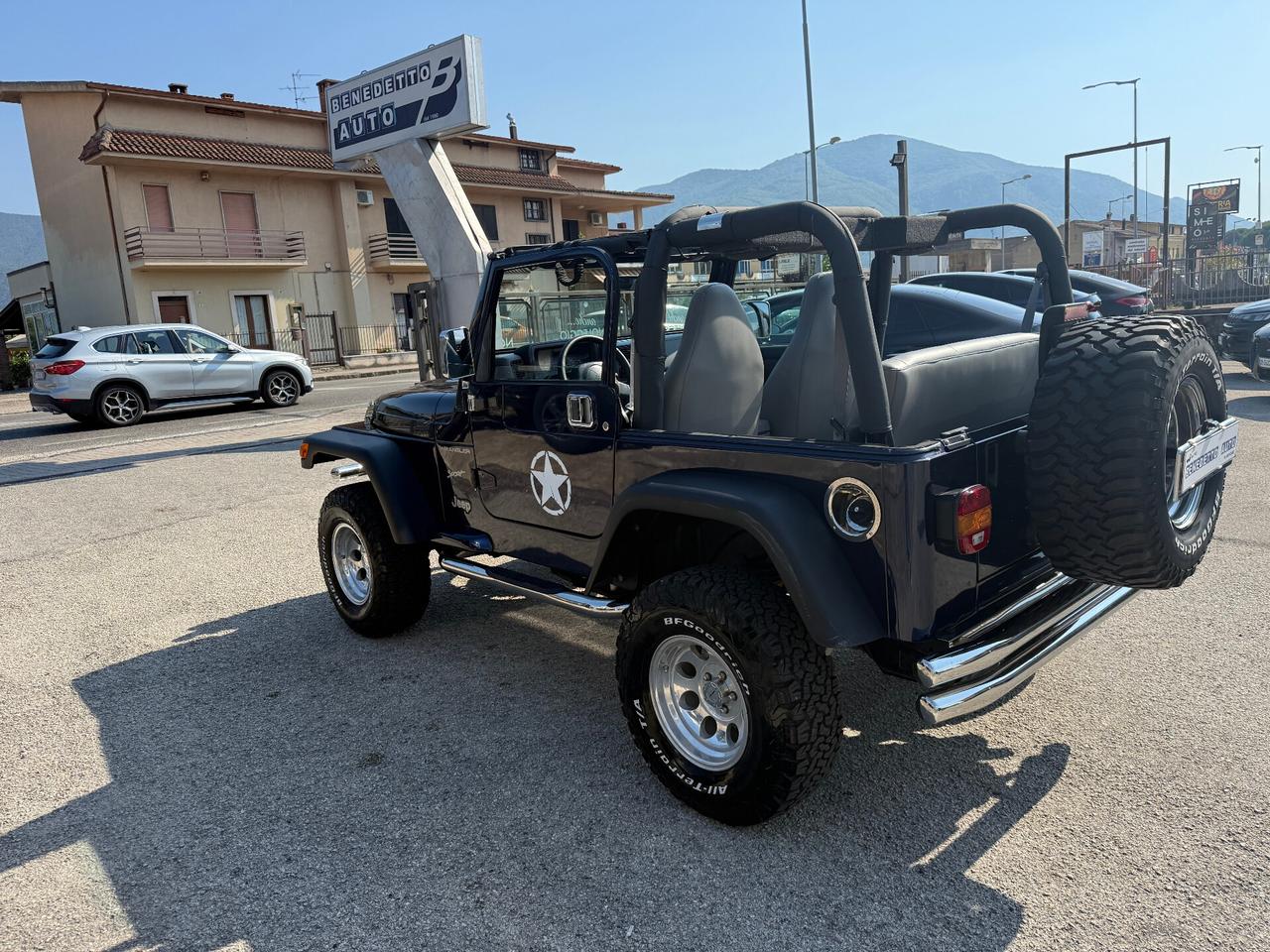 Jeep Wrangler 2.5 cat Soft top (EU)