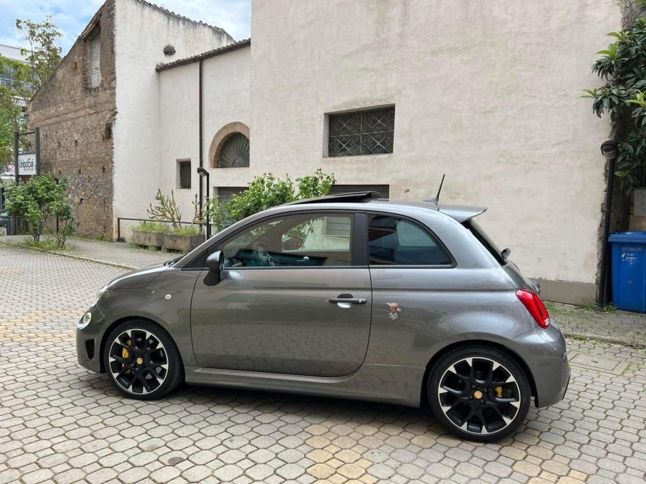 Abarth 595 1.4 Turbo T-Jet 180 CV Competizione