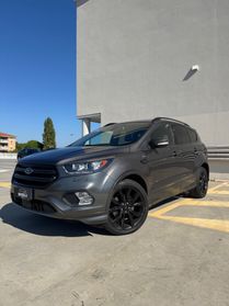 Ford Kuga 2.0 TDCI 180 CV S&S 4WD Powershift ST-Line