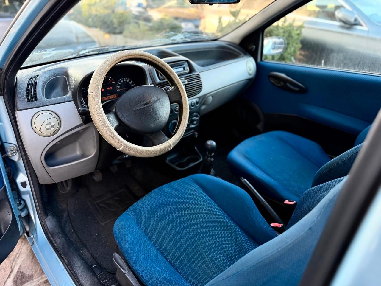 Fiat Punto 1.2i cat 3 porte EL