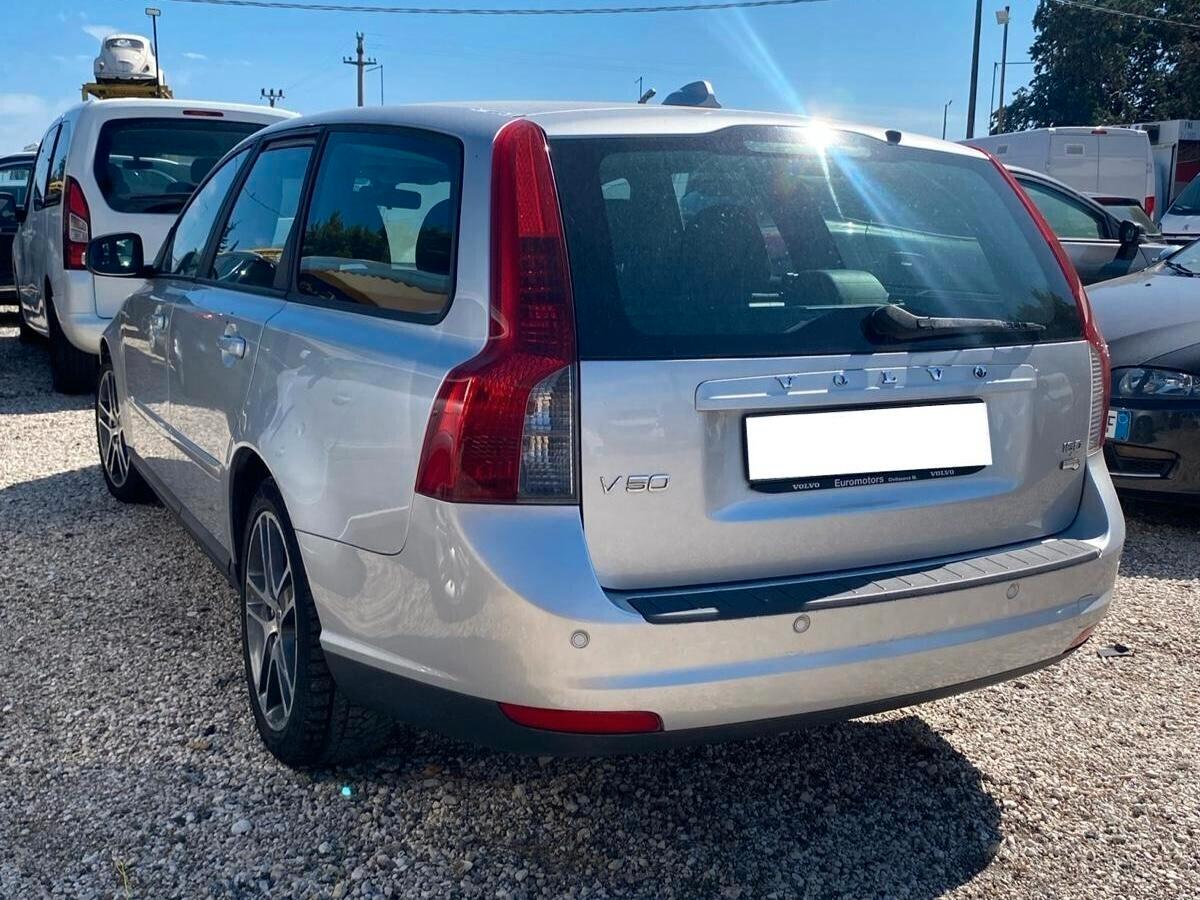 Volvo V50 1.6 D DRIVe cat R-Design
