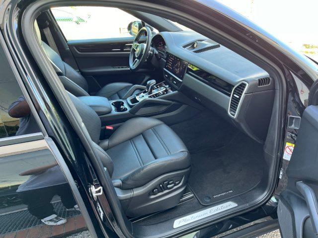 PORSCHE Cayenne Coupé 3.0 V6 E-Hybrid Platinum Edition