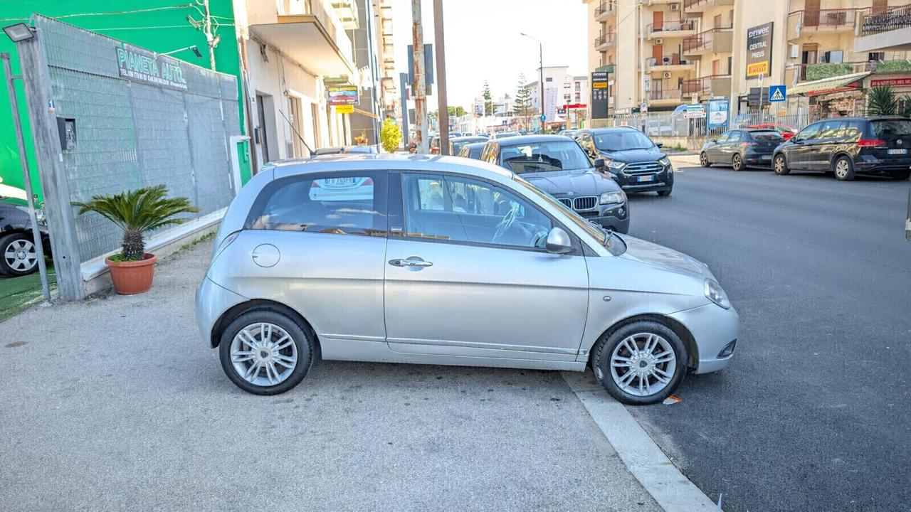 Lancia Ypsilon 1.3 DIESEL MJT 16V 95 CV 5 porte - ANNO 2011 - OTTIMA PER NEOPATENTATO