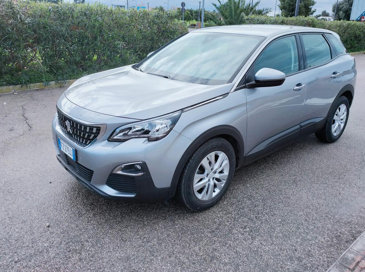 Peugeot 3008 BlueHDi 130 S&S Business