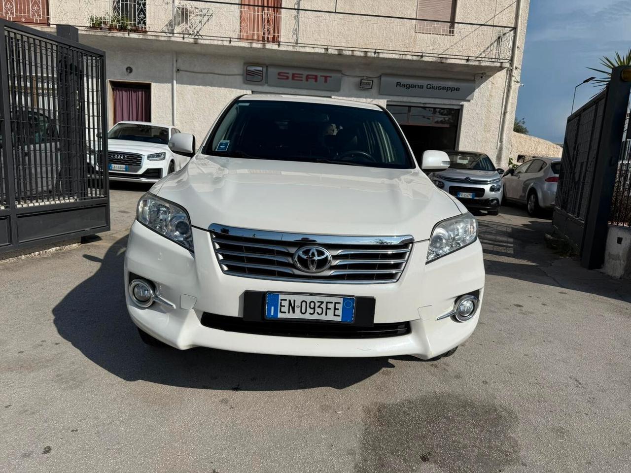 Toyota RAV 4 RAV4 Crossover 2.2 D-4D 150 CV Lounge