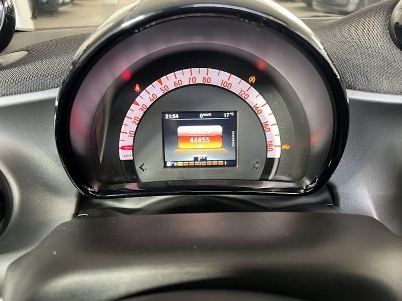 smart fortwo cabrio 90 0.9 66kW TURBO cabrio