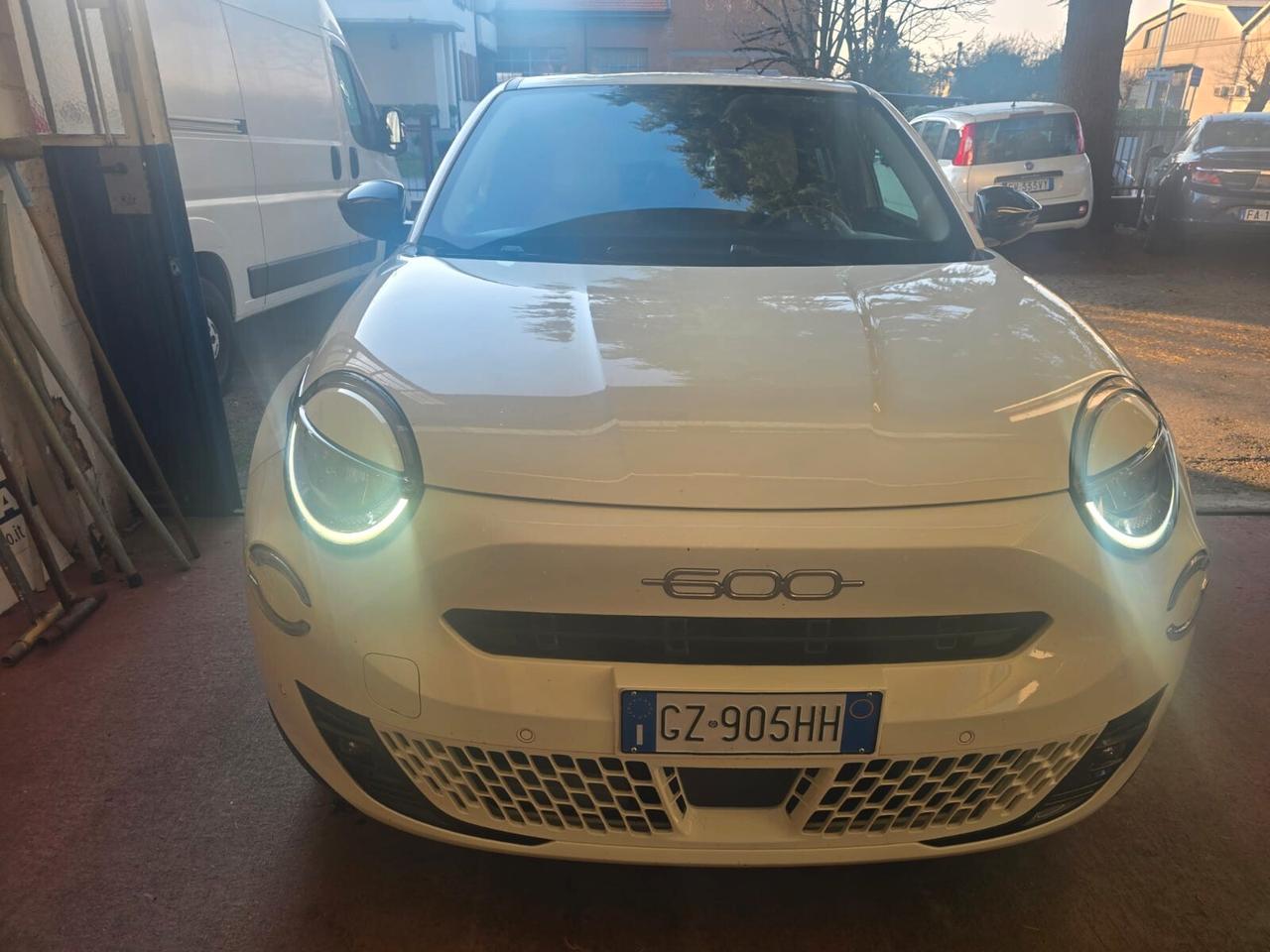 Fiat 600 Hybrid 145 CV DCT MHEV La Prima rate 99.00