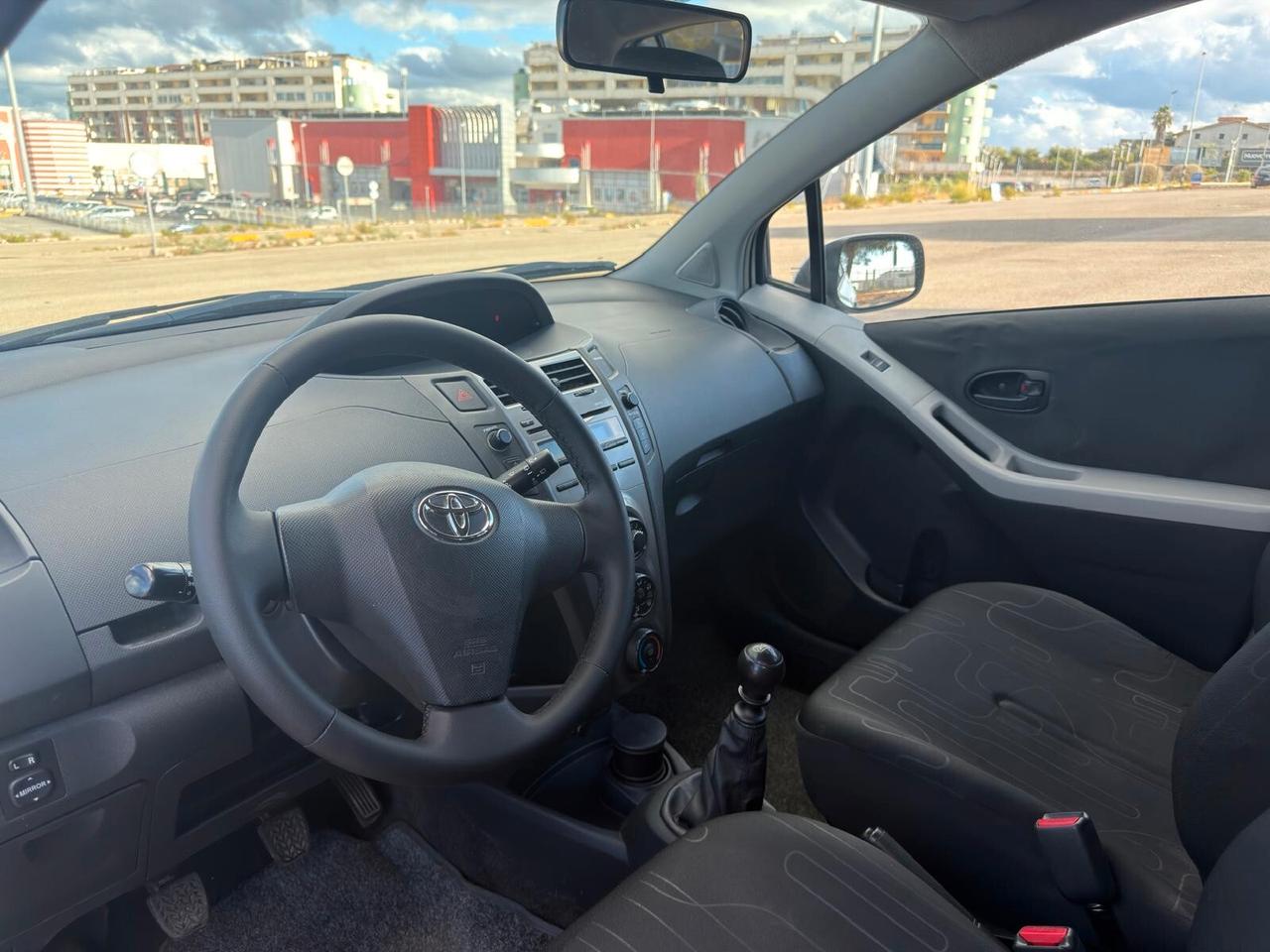 Toyota Yaris 1.4 D-4D DPF 5 porte