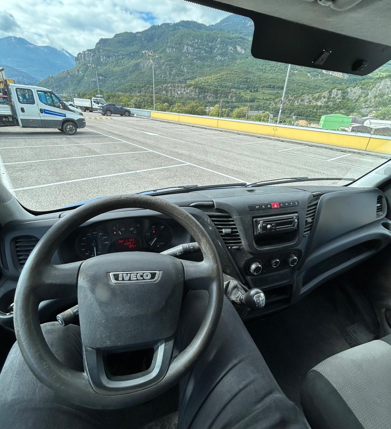Iveco Daily 35-130 2.3 Diesel Furgone 140.000km